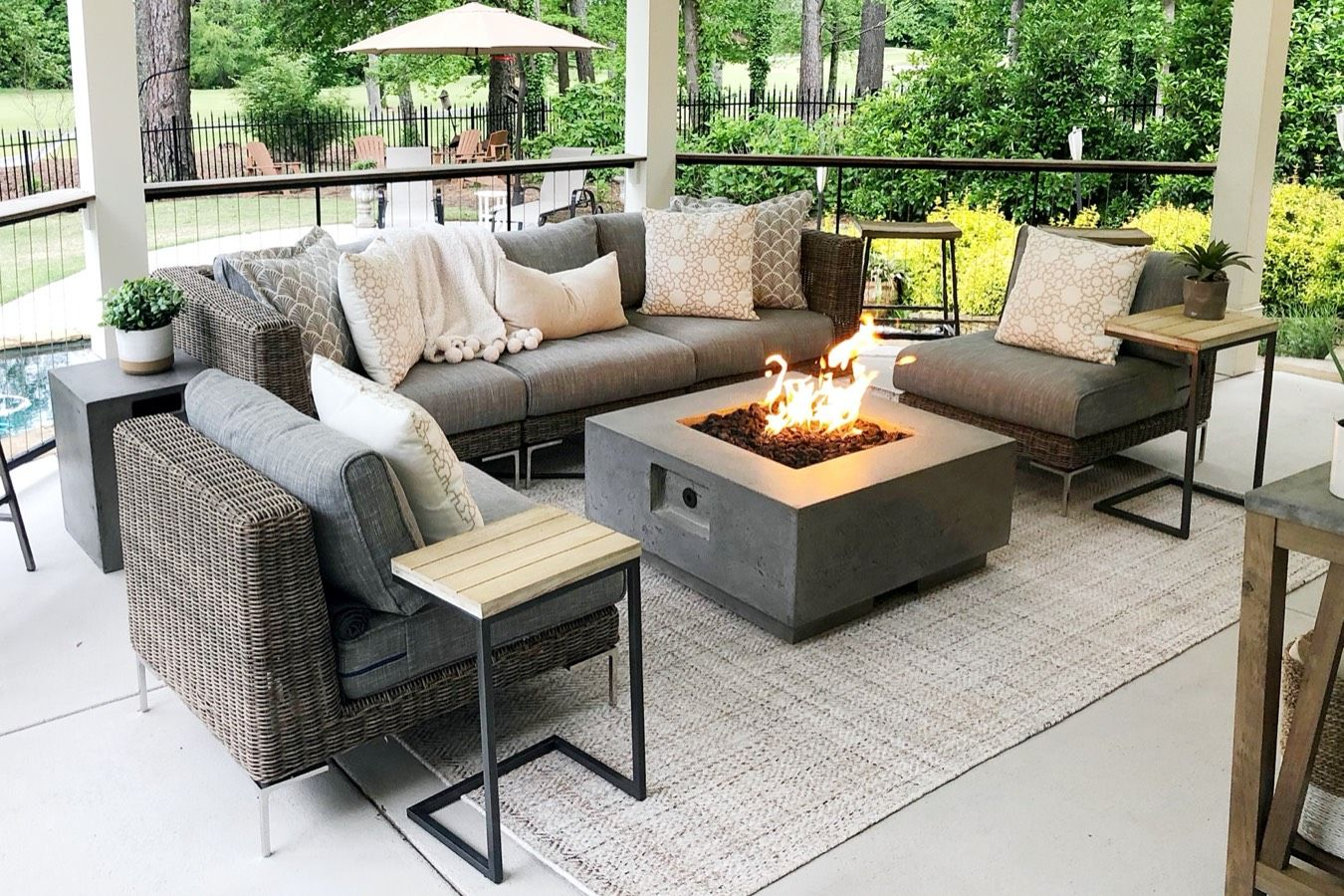 Timeless style outdoor sofa and fire pit