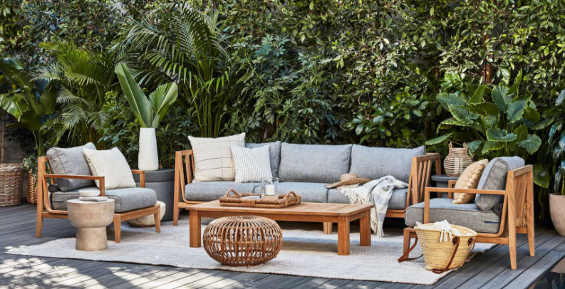 Teak Outdoor Furniture Ing Guide 4 Things To Know Before You Outer - How To Protect New Teak Outdoor Furniture